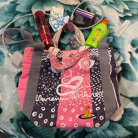 Vivienne Westwood Kenya-Made sustainable micro tote bag embroidered orb - Picture 2 of 15